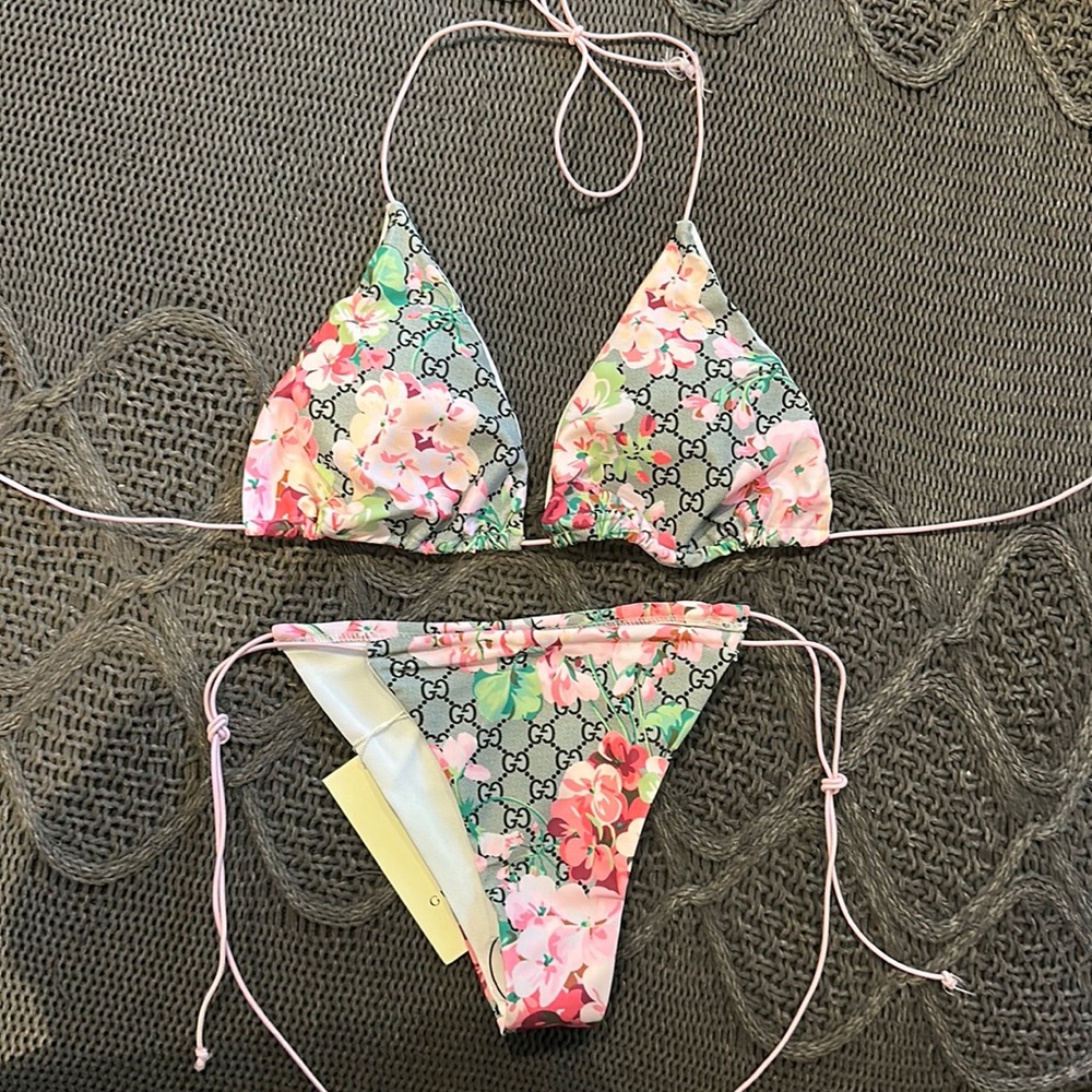NWT BIKINI SET